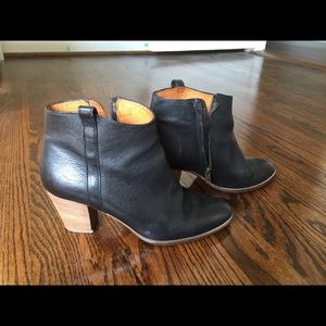 Madewell black leather booties size 8.5 (9)